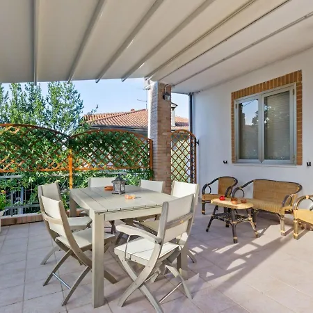 Belvilla By Oyo Spacious Near Appartamento *